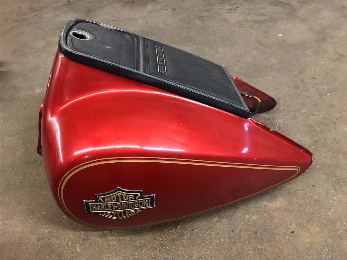 てぢ Harley-Davidson フューエルタンク レッド Harley Davidson Electra Glide 84 85 86 87 88 OEM Fuel Gas Tank