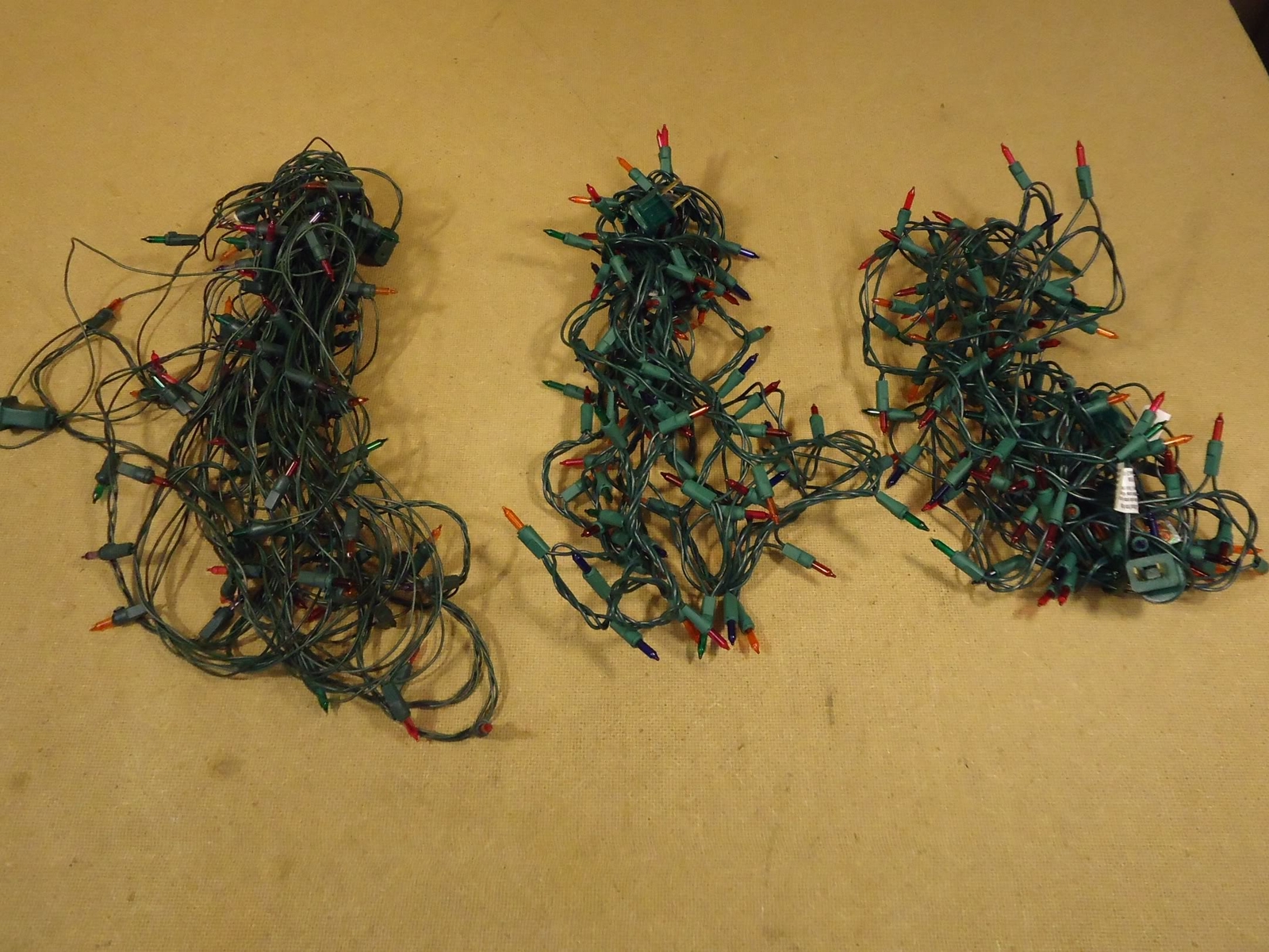 Standard Set of 3 Christmass Tree Lights Multicolor/Green 20 to 25 ft each