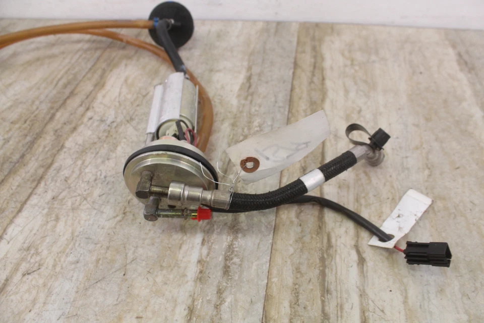 Polaris RMK 700 DRAGON 2008 conjunto de bomba de combustible Foto 2 de 4