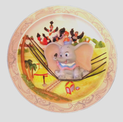 Rare Dumbo  Limited Edition Disney's Animated Classics 3 D Plates