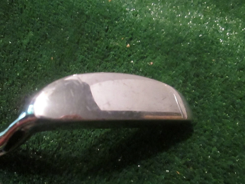 Golf Vintage "The Hawk" Chrome 8802 Style Putter Rare, Attributed to Ben Hogan - Image 4 of 4