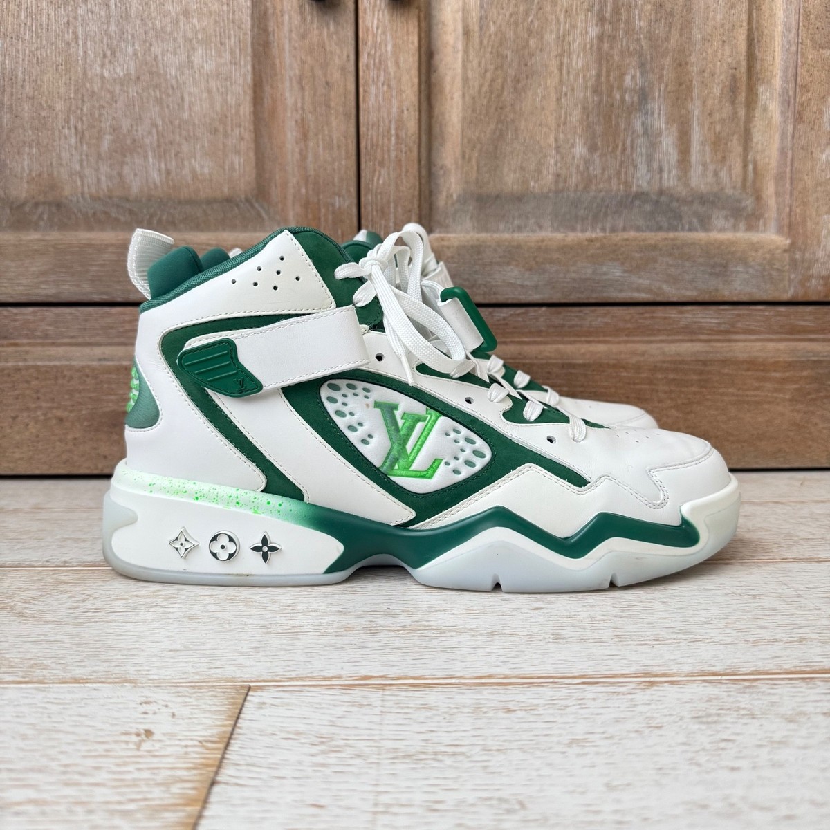 Louis Vuitton ホワイト/グリーンスニーカー Louis Vuitton Trainer 2 High Top Sneakers White Green LV Size 8.5
