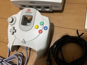 Sega Dreamcast Console Bundle HKT-3000 Japanese Version + 2 Games 1021
