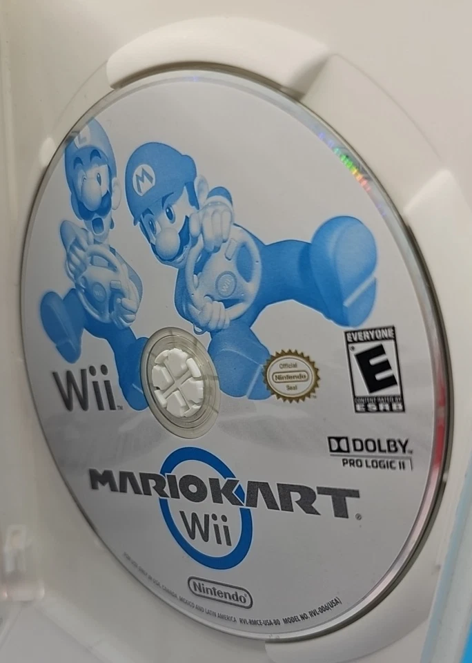 Mario Kart Wii (Nintendo, 2008) Complete In Box CIB With Manual & Insert - Image 4 of 4