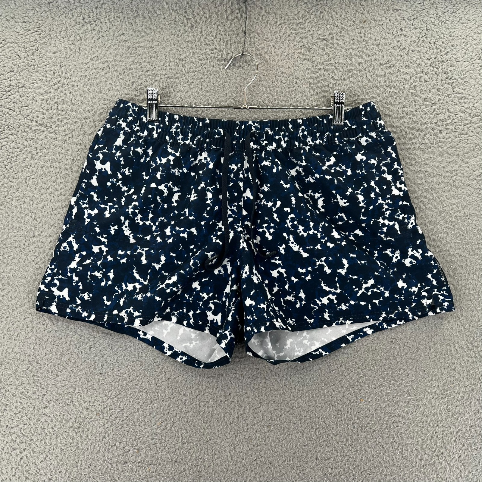 The North Face Flash Dry Running Shorts Mens Small Camo Blue 32x"3"