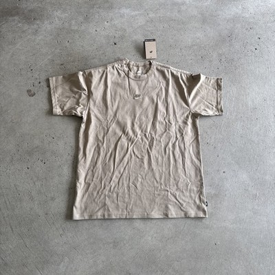 Nike Sportswear Premium Essentials Men's T Shirt 'Khaki' DO7392-247 Men's M NEW