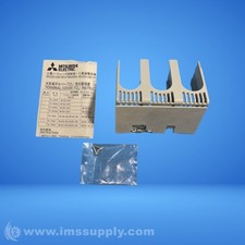 Mitsubishi TCL-2SVU3 Molded Case Circuit Breaker Terminal Cover FNIP