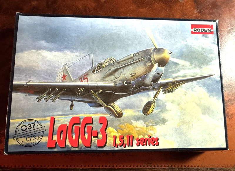 Roden LAGG-3 1,5,11 SERIES Soviet World War II Fighter Model Plane Kit 1/72