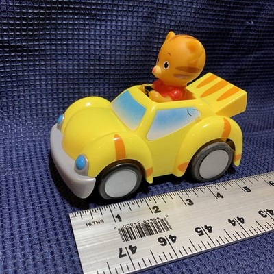 Jakks Pacific 2017 Daniel Tiger's Neighborhood Pull Back Car PBS KIDS Mr. Rogers