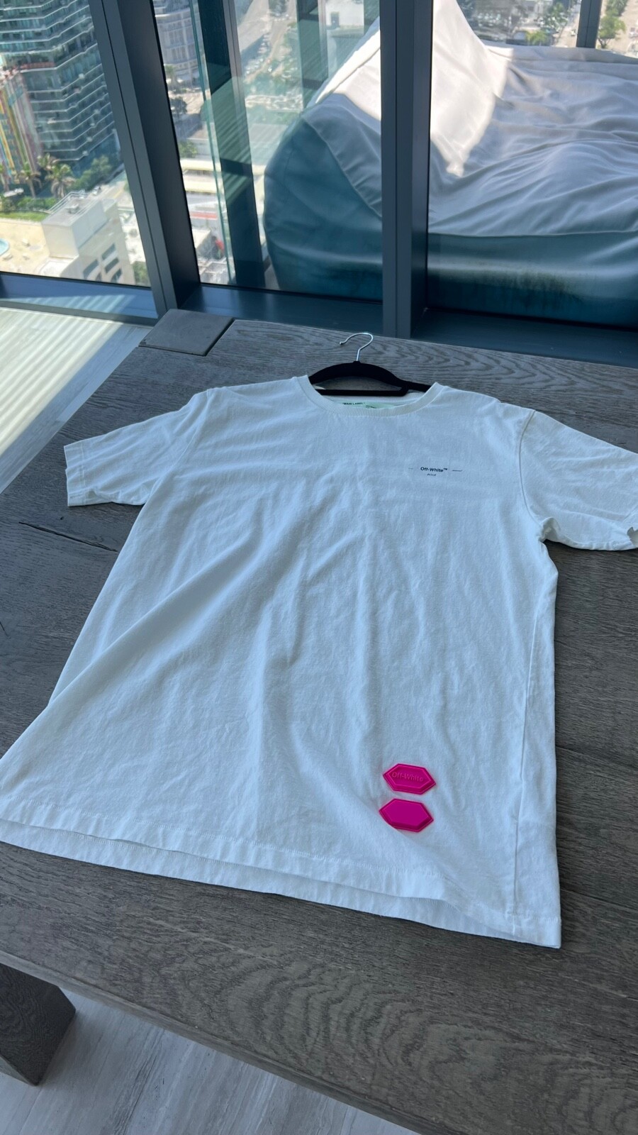 Off White Graffiti Tee - Size L - image 2