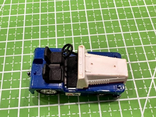 Tomica Toyota Towing Tractor Japan No 96 Made In Japan - Picture 8 of 9