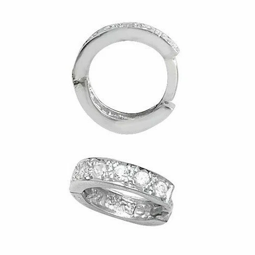 Orecchino Huggie A Cerchio Da Uomo In Argento Sterling Con Zirconia Cubica - Immagine 2 di 2
