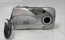 Olympus Camedia D-560 Zoom Silver 3.2 MP Digital Camera With Case Not Tested