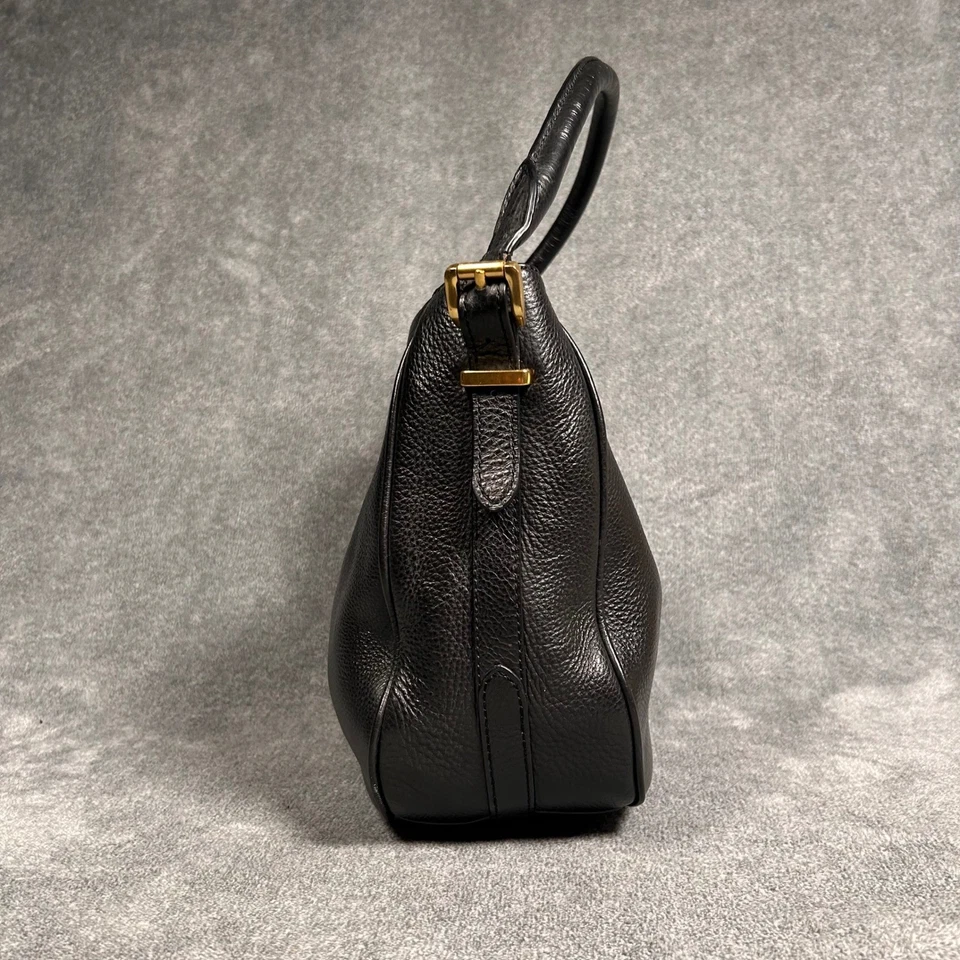 J. Bolso de hombro Hobo Crew de cuero granulado negro herrajes dorados Foto 3 de 4