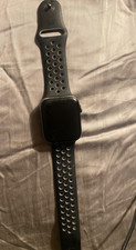 Apple Watch Series 4 40 mm Space Gray Aluminum Case with Black Sport Band GPS 