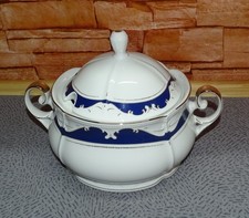 Suppenterrine mit Deckel, Mitt…