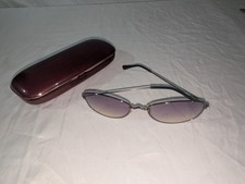 Vintage Style Gradient Lens Sunglasses w/ Dark Red Case   Used