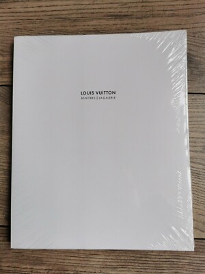 Louis Vuitton Livre Rare Asniere La Galerie Collection Luxe France Haute Couture