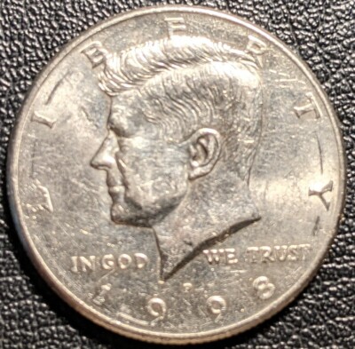 Collectible 1998 KENNEDY HALF DOLLAR JFK 50 Cent Piece **VINTAGE