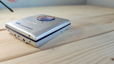 Sony MZ-E606W MDLP Minidisc Player - Tested and Fully Working