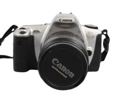 CANON EOS KISS III  28-80 
と望遠レンズ付き Canon EOS Kiss III SLR + Canon Zoom Lens 28-80mm f/3.5-5.6 V