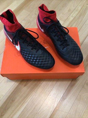 white and black ultra boost 20