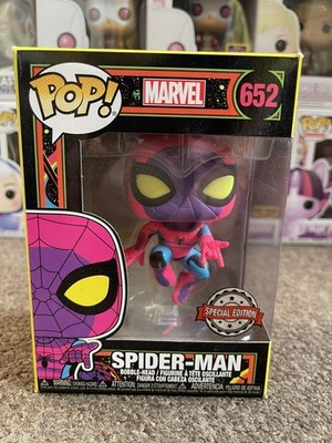Funko Pop #652 Spider-Man Bobble-head Blacklight - Exclusive