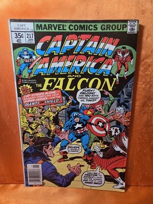 Captain America #217 VF Marvel Comics January 1978 1st App Marvel Man / Quasar