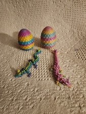 Two 3D Printed Twist-Open Eggs with Articulated Baby Dragons Fidgits