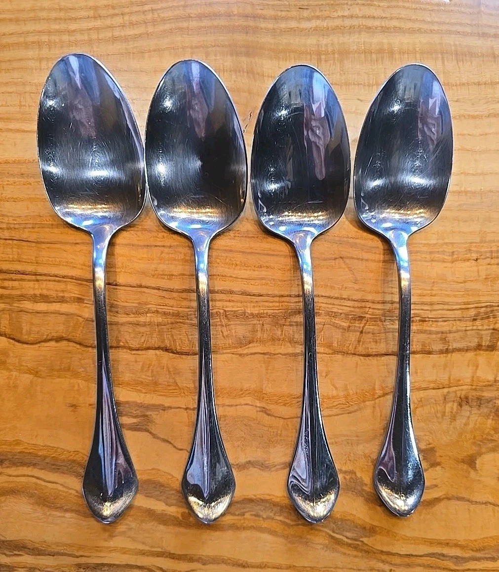 Oneida USA Capello Stainless Steel Silverware - 4 Hostess Serving Spoons 8 1/4"
Opens in a new windo