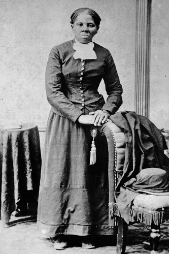 New 5x7 Photo: American Abolitionist, Activist and Union Scout Harriet Tubman