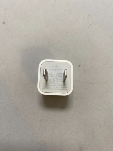 GENUINE Apple A1385 5W - Power Adapter Cube Charger - Picture 3 of 3