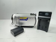 SONY Handycam DCR-SR40 30GB HDD 800x Zoom CAMCORDER w/Battery, Card/Charger