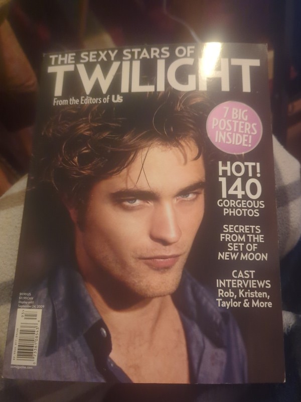 The Sexy Stars of Twilight from the editors of US [2009] Pattinson Stewart bonus