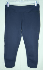 Zella Cropped Leggings Size Medium Solid Black Capri Athletic Vented Side