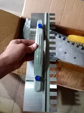 Tile trowel for large Adjustable Tile Comb Notched Trowel with Ajustable Tooth