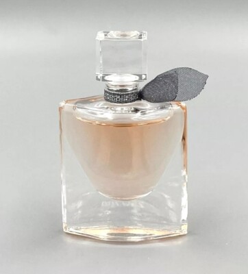 Lancome La vie est belle Eau de Parfum Miniatur 4 ml NEU