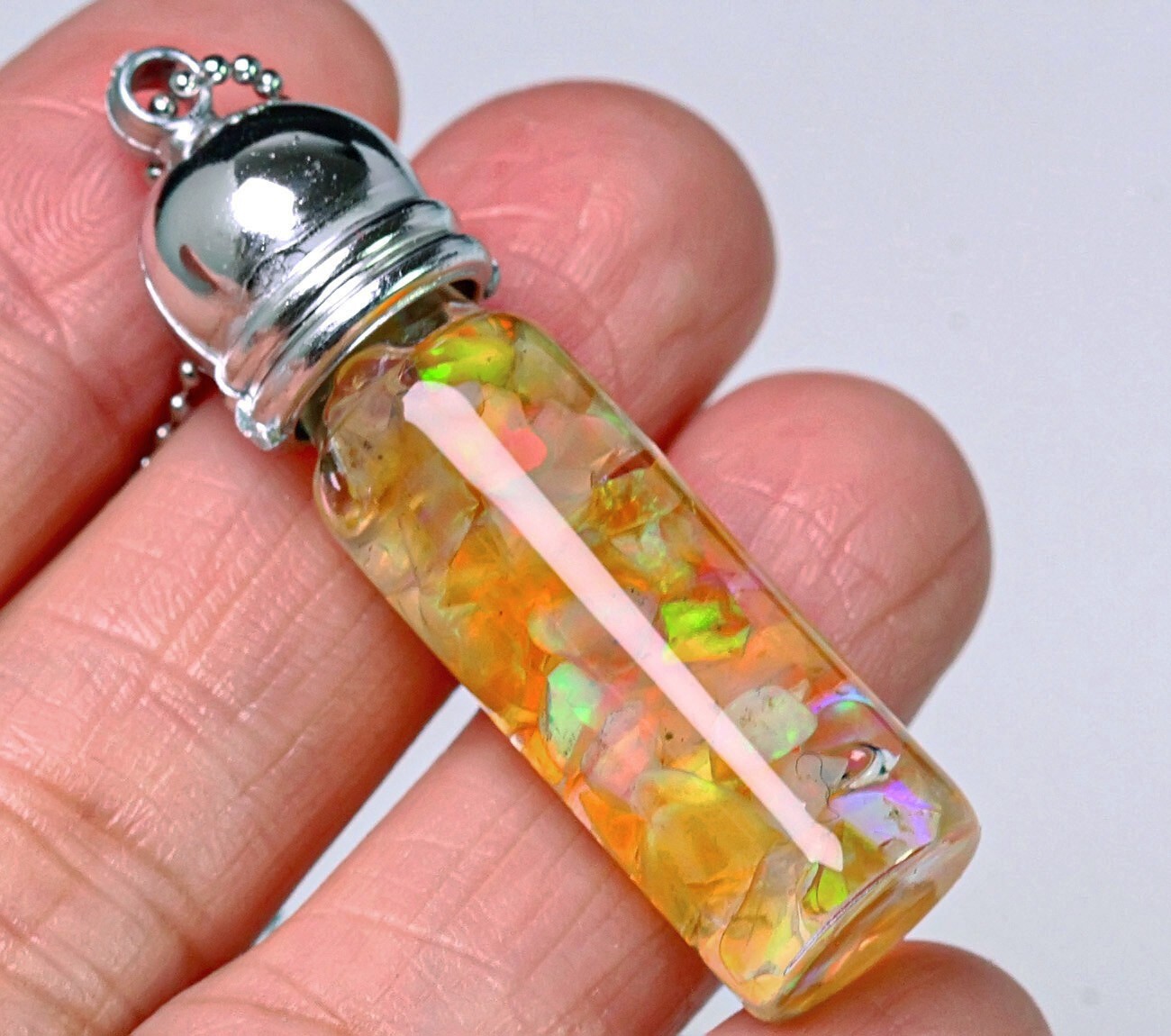 4Ct African Opal Pendant Play Of Color GXOB75