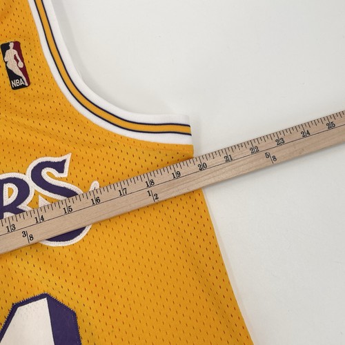 Kobe Bryant #24 Adidas Hardwood Classics 1971-1972 Lakers Jersey - Size S *Flaws - Picture 9 of 18