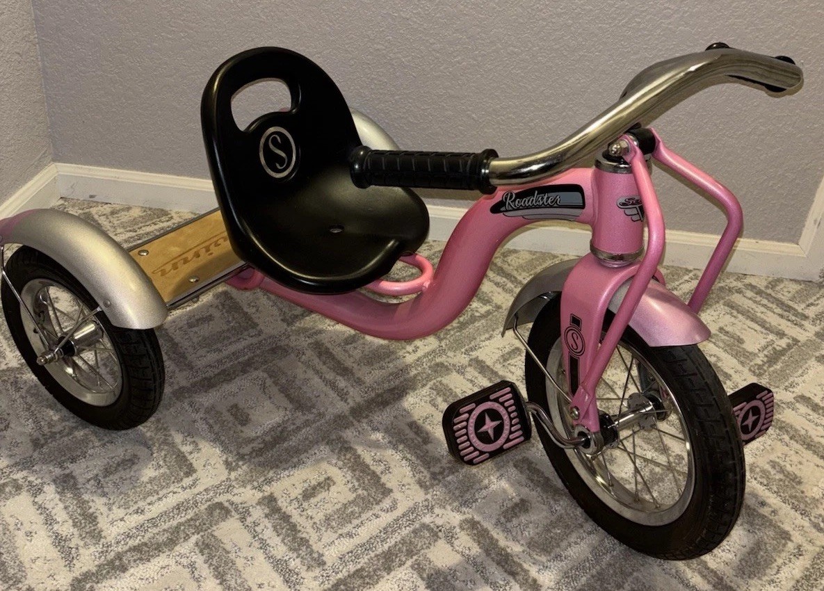 Roadster Tricycle Schwinn 12 ?Schwinn Classic Roadster Kids