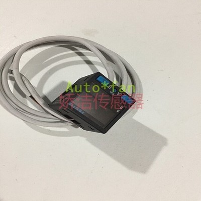 1 Pc.  digital pressure sensor SPAB-B2R-G18-2P-K1
