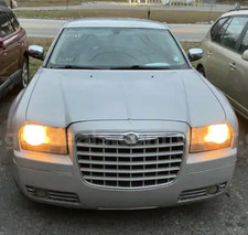 2010 Chrysler 300 Series TOURING