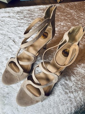 Buffalo High Heels Sandaletten Beige Gr. 41 Neuwertig Wildleder