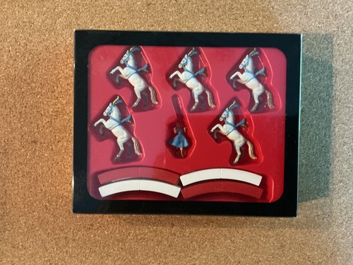 Preiser Walthers #22003 - Caballos de actuación con entrenador - Gran circo - HO H710 | Condition: New