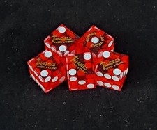 5 PK "Casino" Tánger Hotel & Casino, dados de precisión de 19 mm, rojo - réplica de accesorios