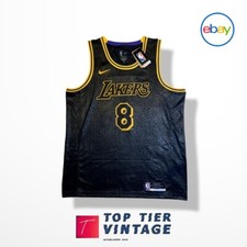 Ultimate Los Angeles Lakers Collector and Super Fan Gift Guide 55