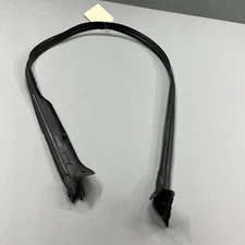 07-13 MERCEDES S550 W221 FRONT DRIVER SIDE DOOR UPPER WEATHERSTRIP SEAL OEM