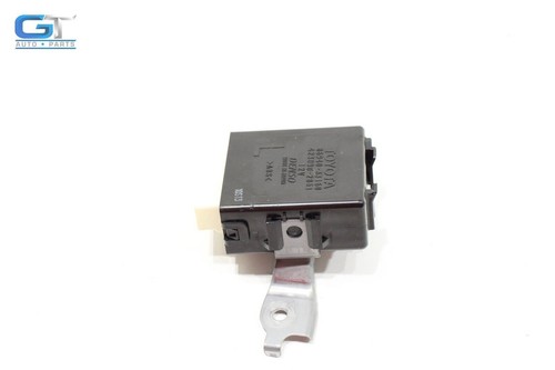 2013 - 2018 TOYOTA AVALON FRONT WIPER RELAY COMPUTER CONTROL MODULE UNIT OEM - Picture 2 of 7