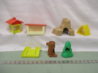 Playskool Familiar Place National Park Vintage Camping Pick 1 Part Little People