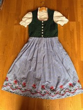 Bärwolf, hellblau grünes Dirndl, Trachtenmo...
